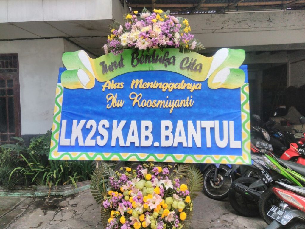  Sewa  Bunga  Papan Jogja  Wa Tlp 0812 3454 0602 Florist Jogja 